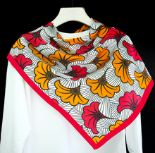 Load image into Gallery viewer, Carré Fleurs d’automne