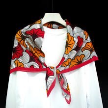 Load image into Gallery viewer, Carré Fleurs d’automne